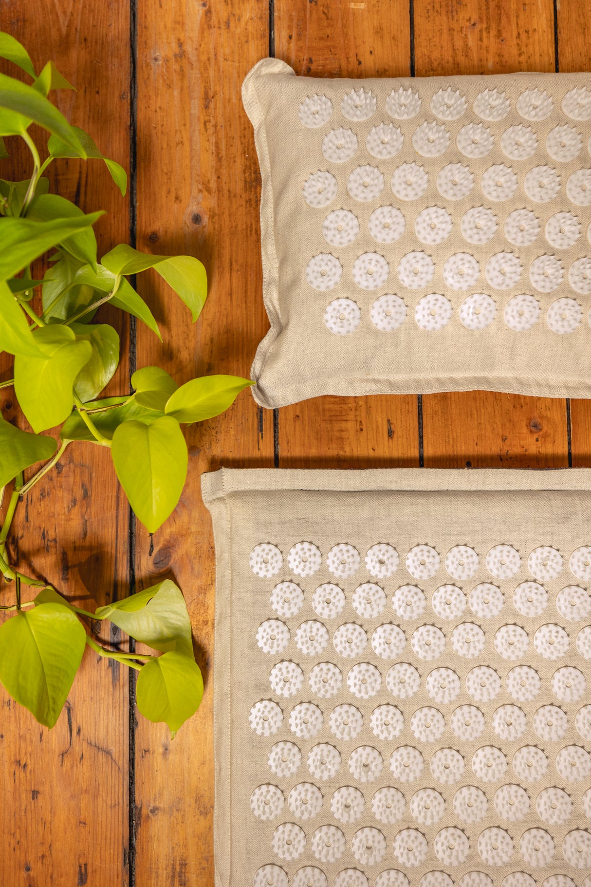 Akupressur Matte mit Kissen - Leinenbezug