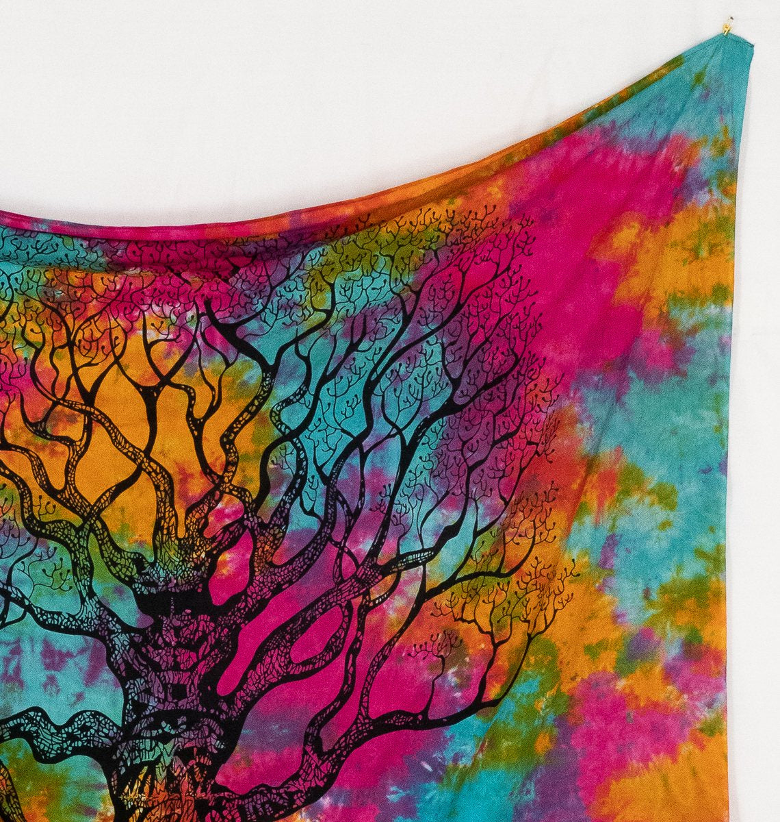 Buntes batik Wandtuch mit Weltenbaum