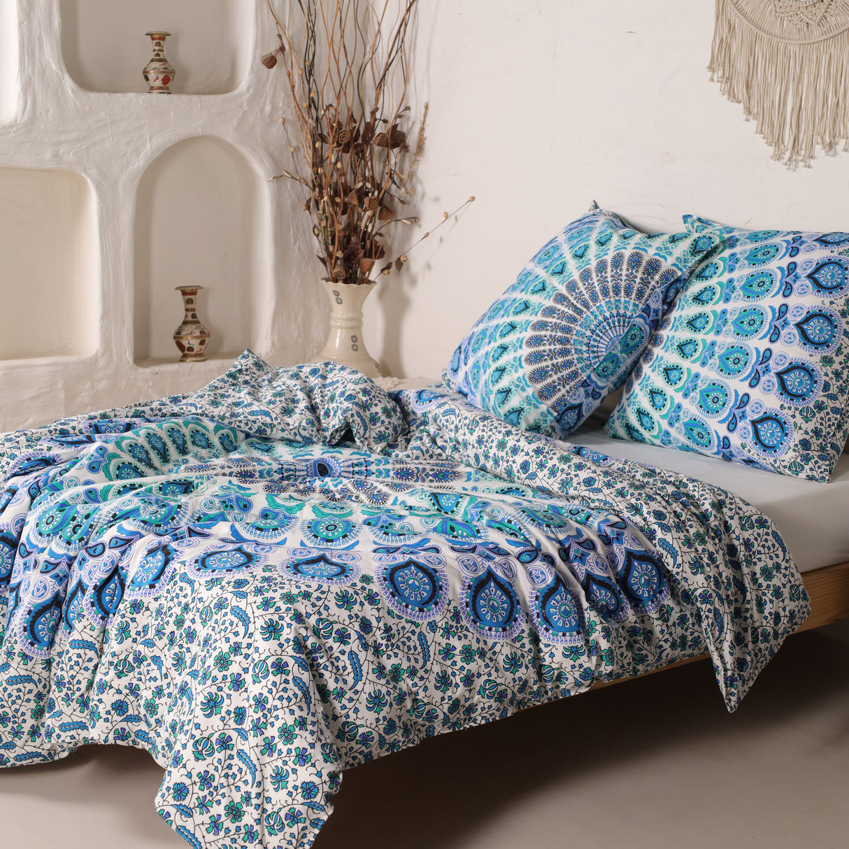 Bettwäsche Pfauenfeder Mandala weiß blau - Boho Bettbezug mir floralem Muster