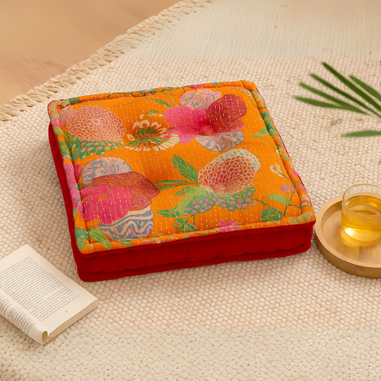 Bodenkissen 50x50 cm Orange Kantha-Stil – indisches Boho Sitzkissen Baumwolle, Vintage Patchwork Meditationskissen, handgefertigtes Unikat