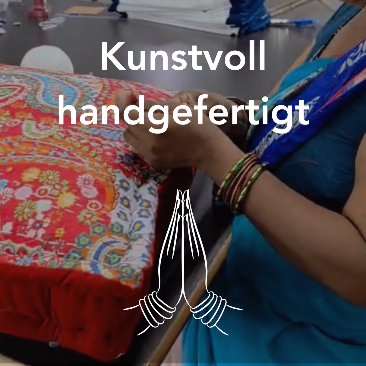 Blaues Bodenkissen im Kantha-Stil – Handgemachtes indisches Sitzkissen Baumwolle 50x50 cm, Patchwork Meditationskissen, Unikat