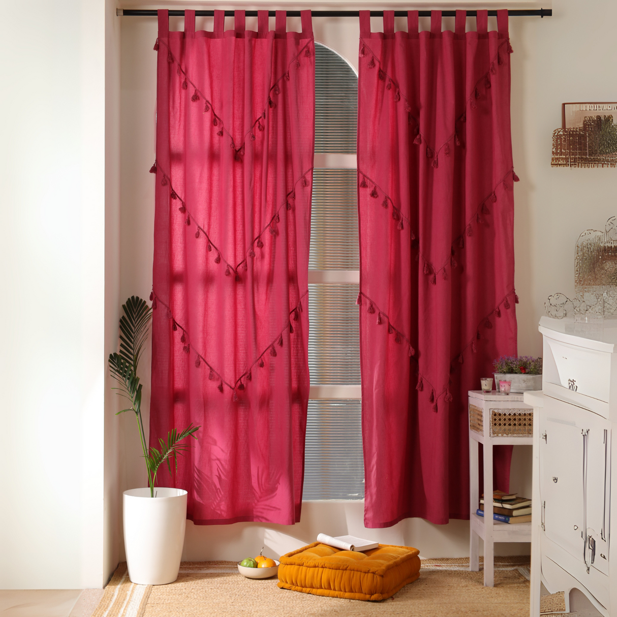 Boho Vorhang Kirschrot Rot mit Quasten, dekorative Gardinen im Boho Style für eine Gardinenstange