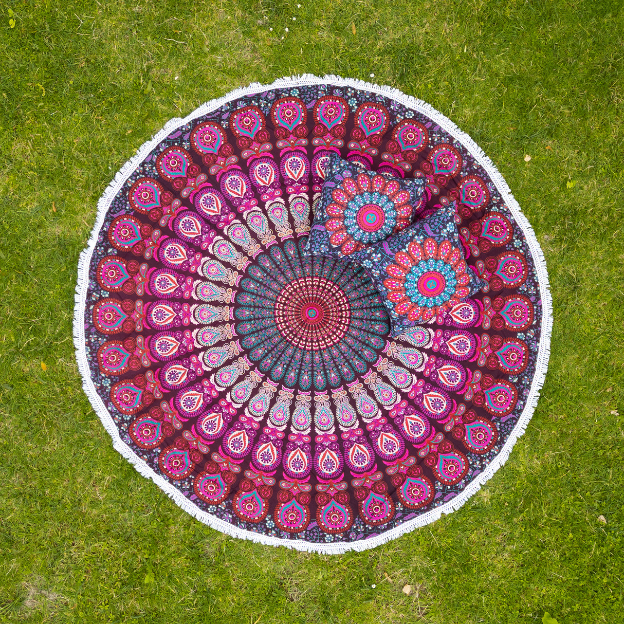 Rundes Mandala Strandtuch Pfauenfeder bordeaux rosa + Kissen
