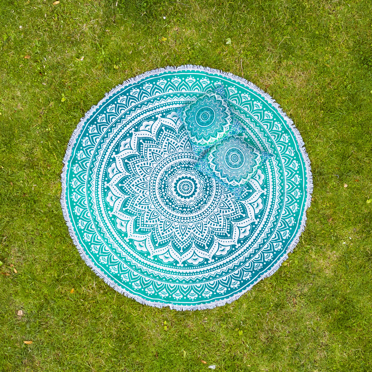 Rundes Mandala Strandtuch Ombre türkis + Kissen