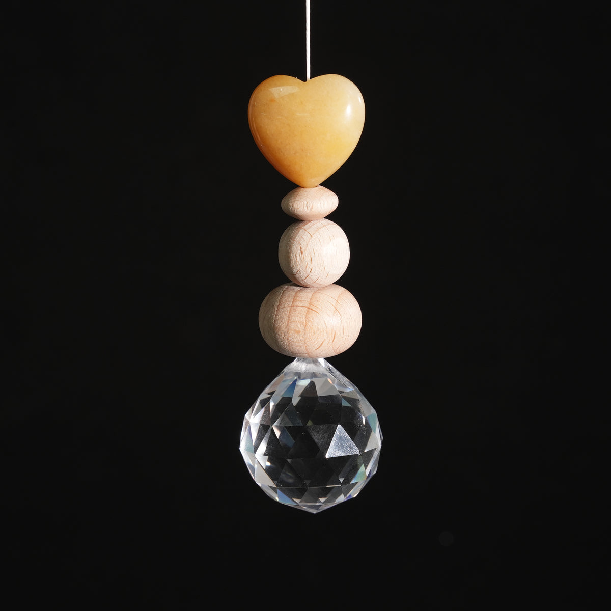 Sonnenfänger Edelstein Herz mit Holzperlen 10 cm I Liebevoller Schmuck für dein Lieblingsfenster