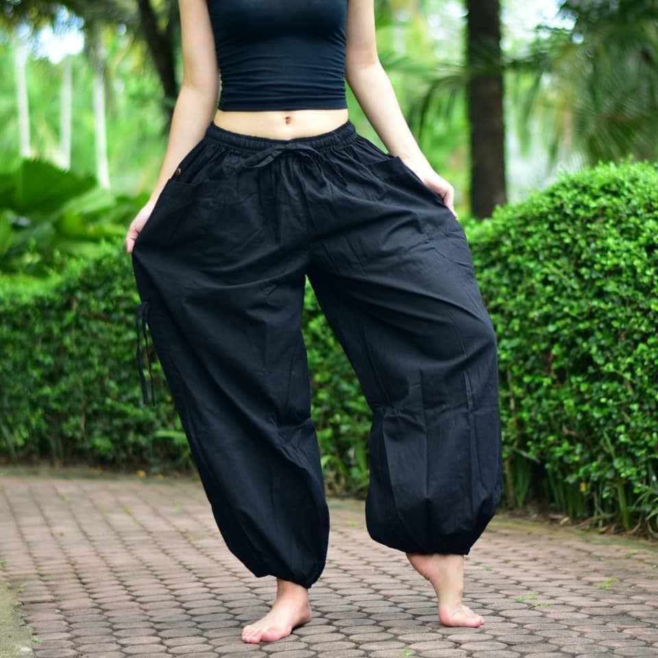 Goa Hose schwarz mit Taschen - flexibel und verstellbar, aus 100% Baumwolle