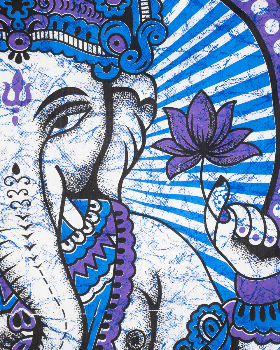 Wandtuch mit Hindu Gott Ganesha, dem Elefantengott in lila 2x2 m aus 100% Baumwolle