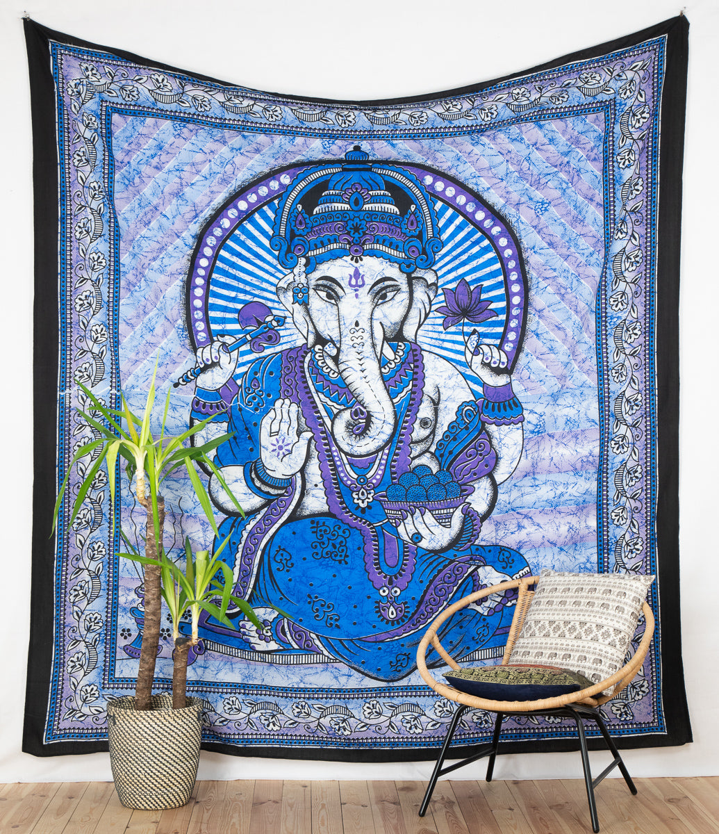Wandtuch mit Hindu Gott Ganesha, dem Elefantengott in lila 2x2 m aus 100% Baumwolle