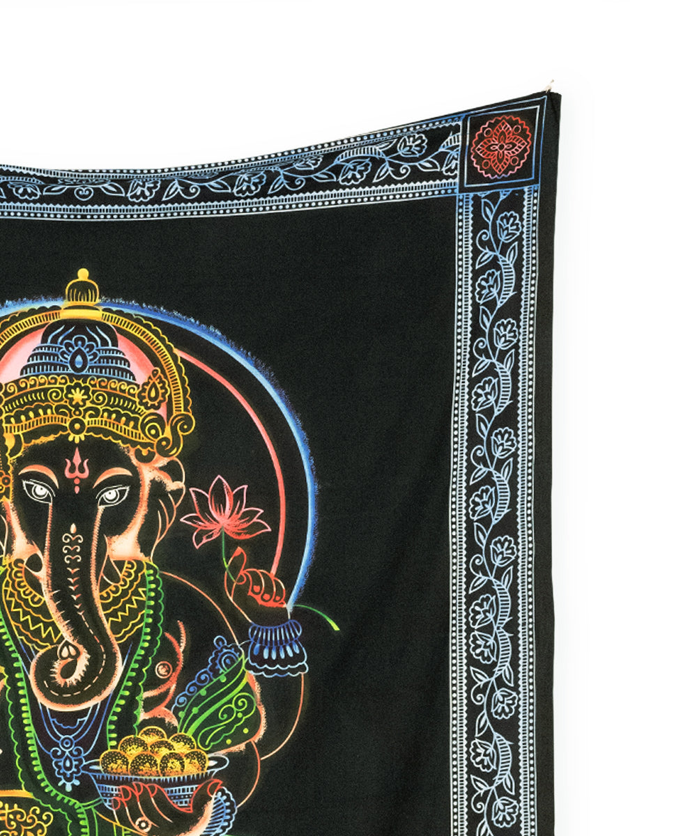 Großes Wandtuch mit Hindugott Ganesha in schwarz bunt