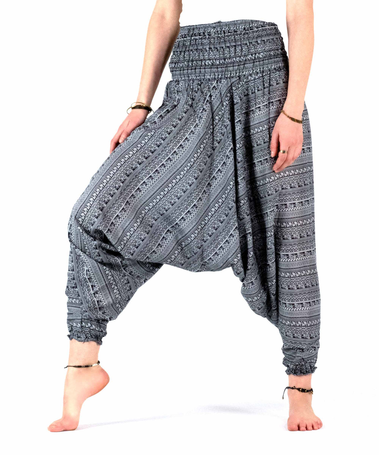 Aladinhose Ethno Muster schwarz weiß - Vorderseite
