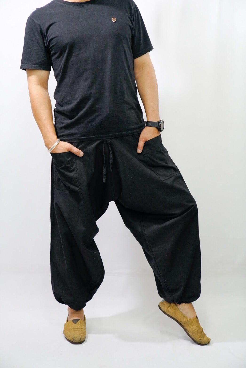 Haremshose schwarz mit Taschen - schwarze Goahose aus fester Baumwolle