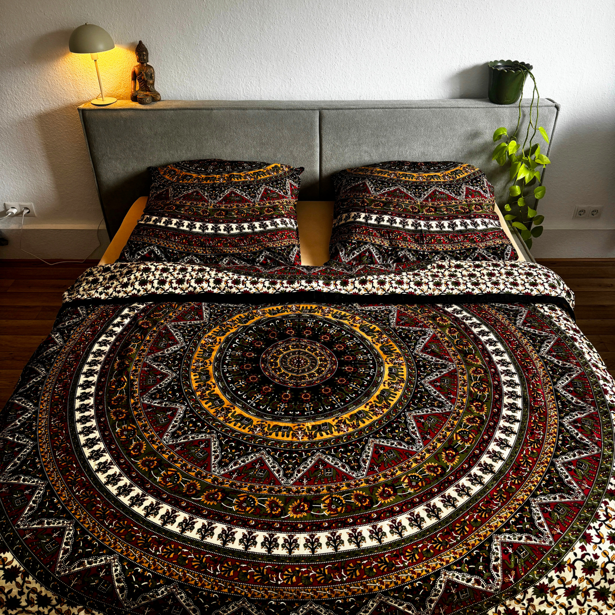 Indische Bettwäsche Stern Mandala grün braun 200x220 cm + 2 Kissen