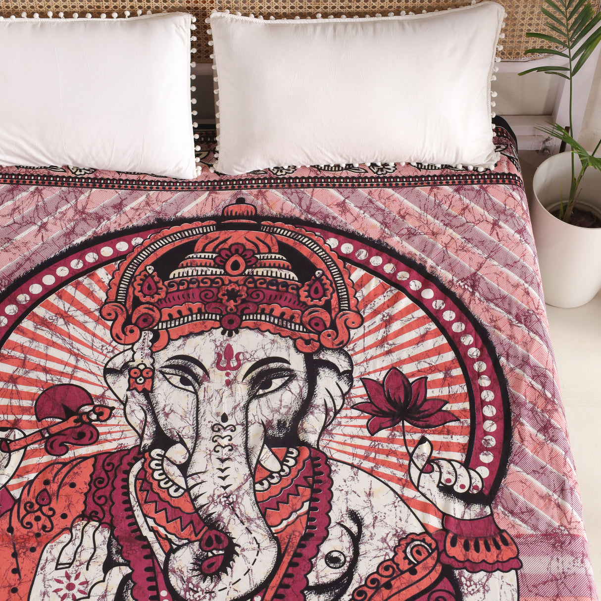 Indisches Wandtuch mit Ganesha in rot - psychedelic Wandteppich aus Baumwolle XXL Tuch 2x2 m