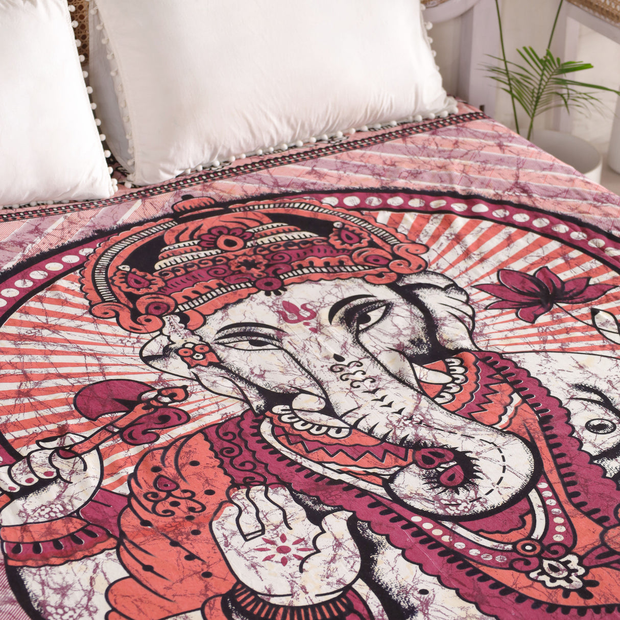 Indisches Wandtuch mit Ganesha in rot - psychedelic Wandteppich aus Baumwolle XXL Tuch 2x2 m