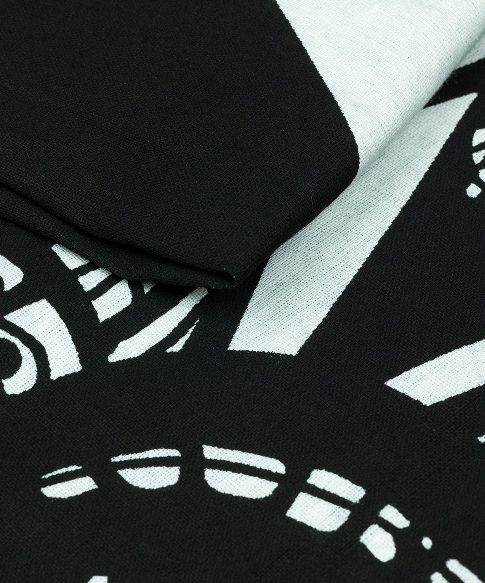 Großes Wandtuch mit Elefant in schwarz