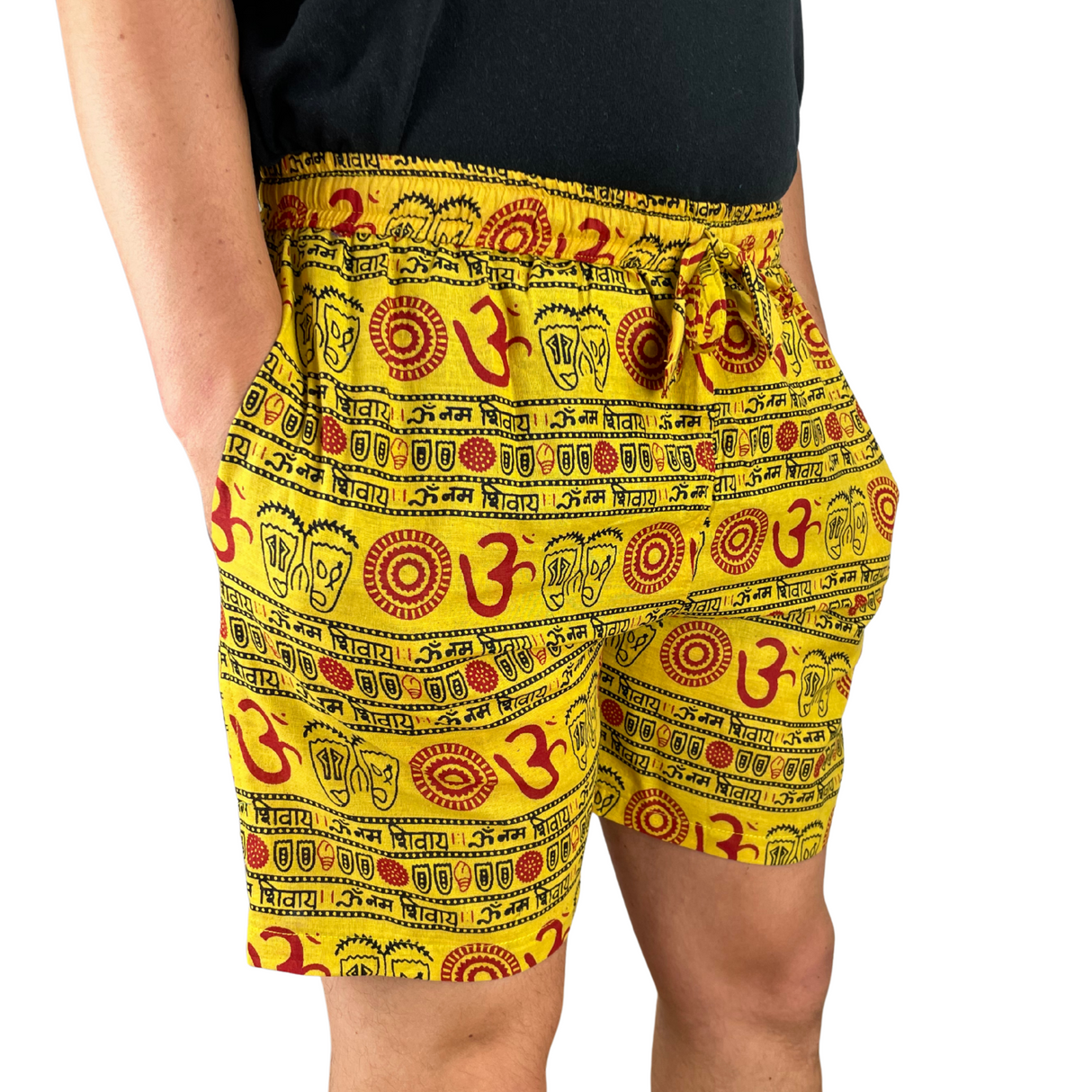 Kurze Sommerhose Gelb Om Zeichen Shorts indische Kleidung fair gehandelt