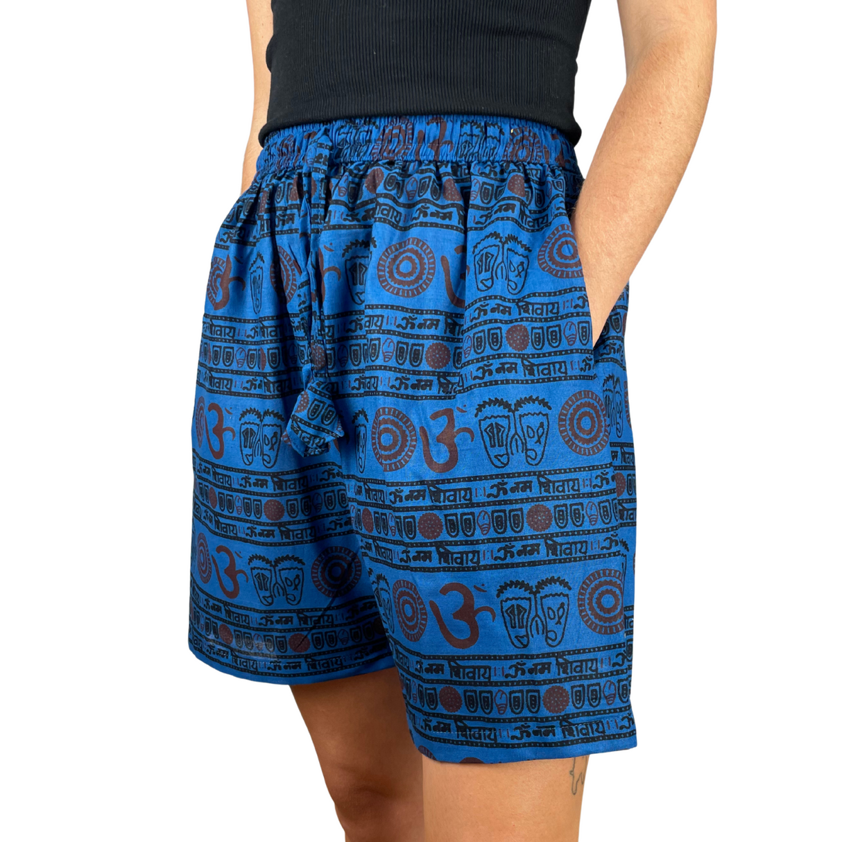 Kurze Sommerhose Blau Om Zeichen Shorts indische Kleidung fair gehandelt