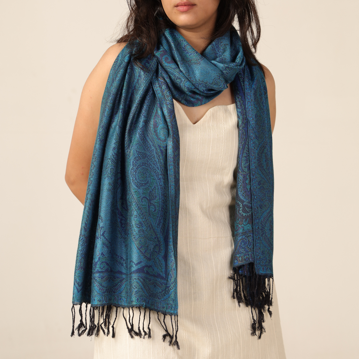 Pashmina Schal in blau - indischer Paisley Schal aus weichem Modal