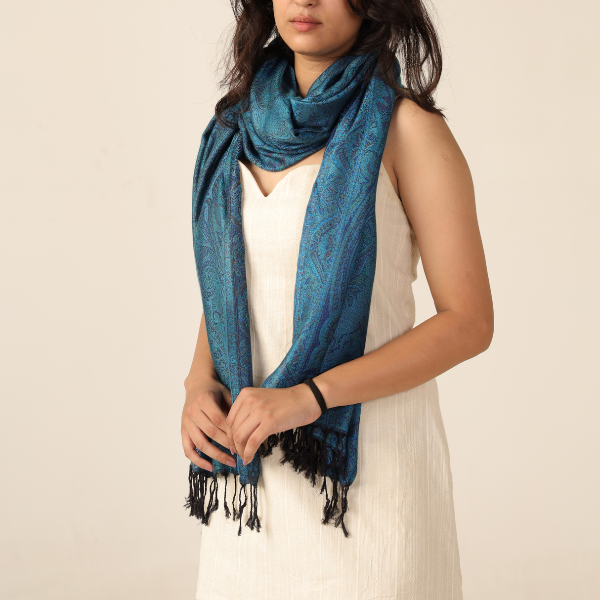 Pashmina Schal in blau - indischer Paisley Schal aus weichem Modal