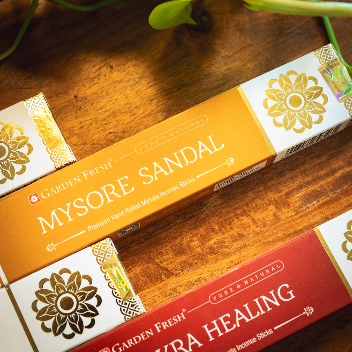 Räucherstäbchen Geschenk Set - 5 Aromen natürliches Räucherwerk indische Nag Champa Stäbchen zum verschenken