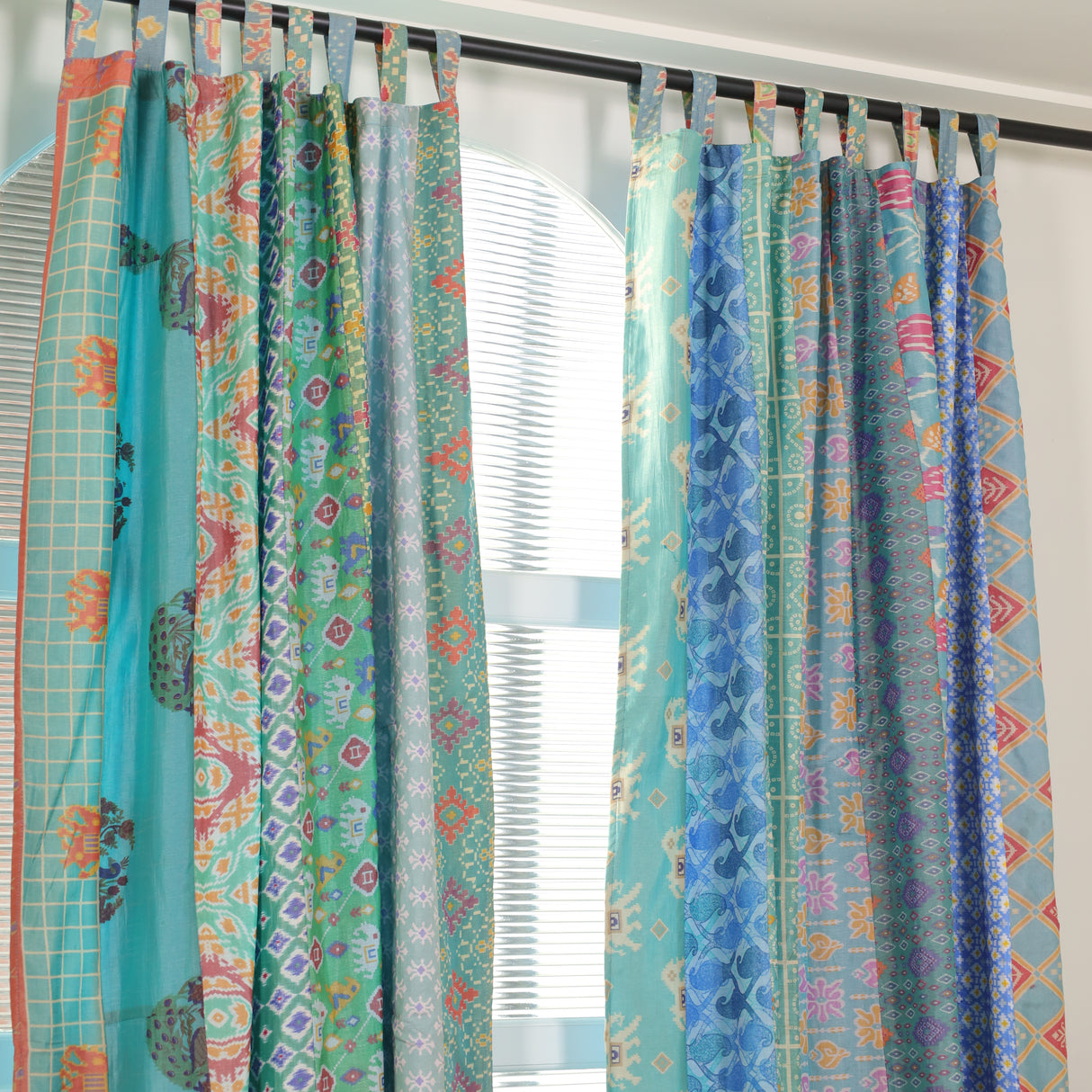 Sari Vorhang türkis indische Patchwork Vorhänge aus recycelten Sarees
