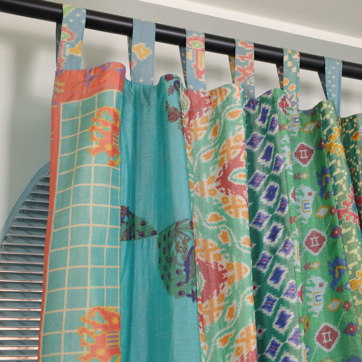 Sari Vorhang türkis indische Patchwork Vorhänge aus recycelten Sarees
