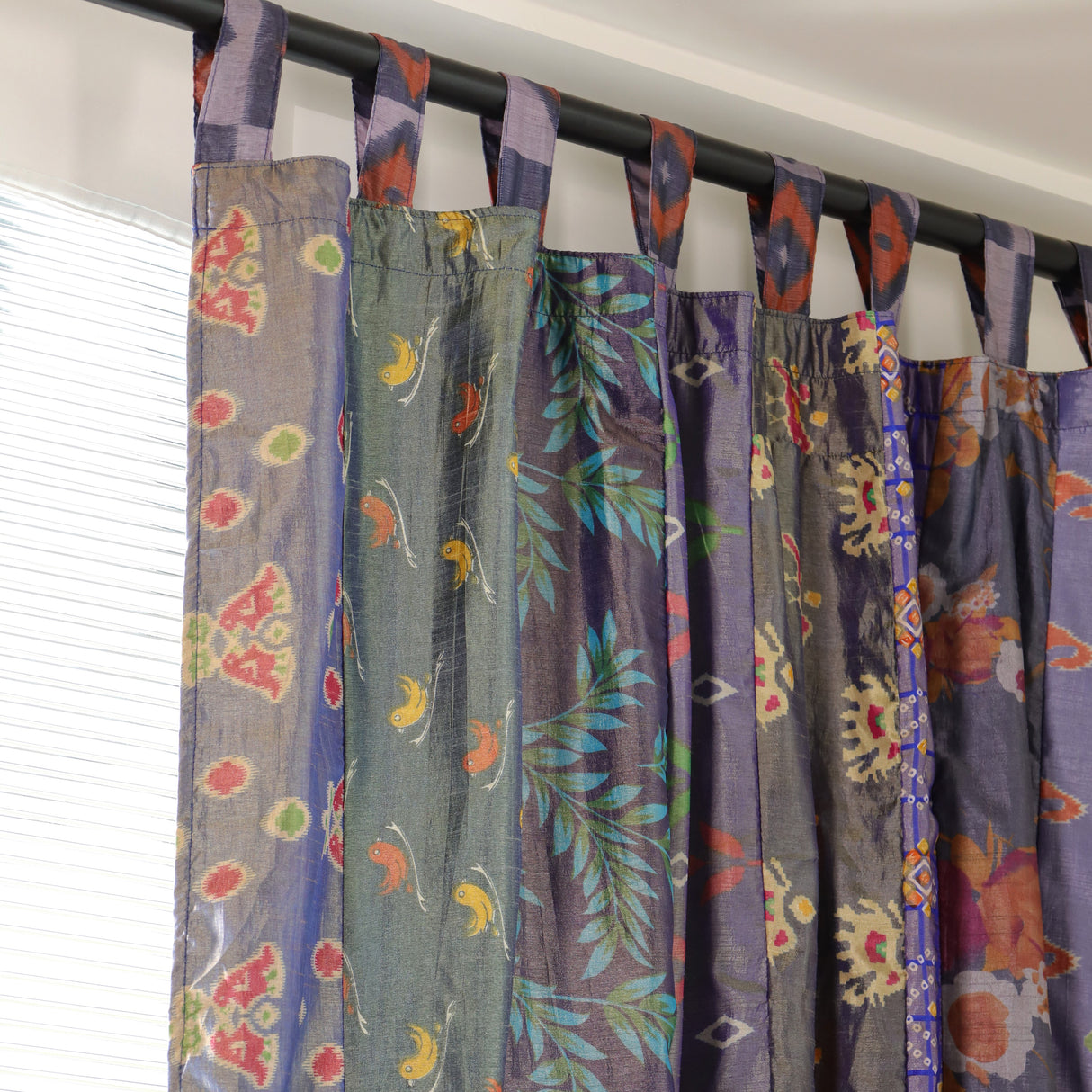 Sari Vorhang lila blau indische Patchwork Gardinen handgenäht boho Vorhang von Karmandala