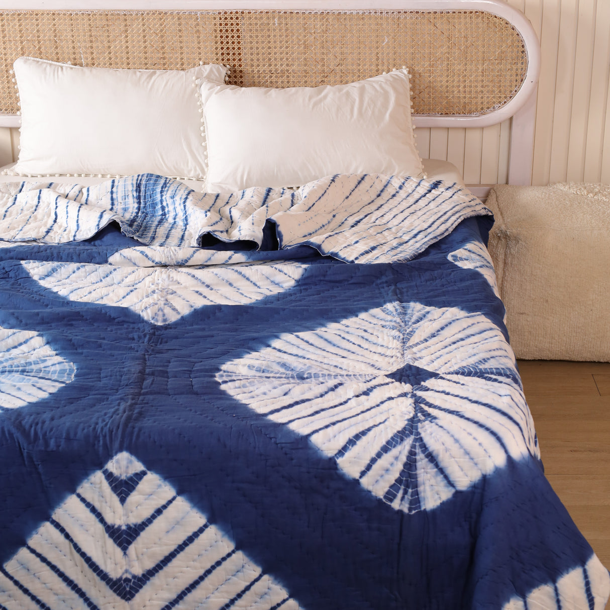 Steppdecke Batik Blau 270 x 240 cm