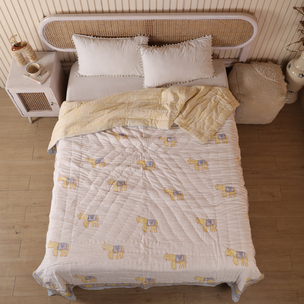 Steppdecke Blockdruck Elefant Weiß Gelb 270 x 240 cm