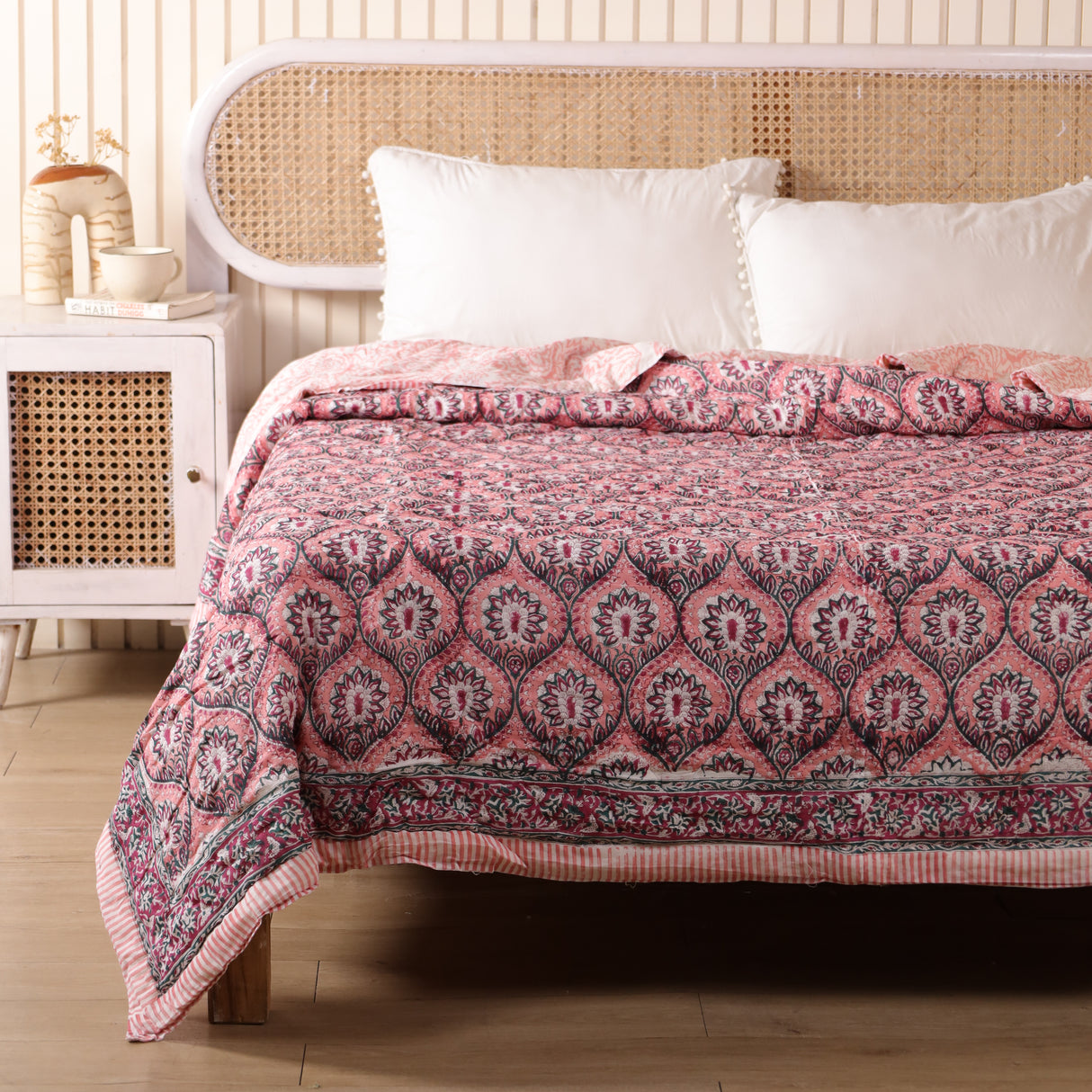 Steppdecke Blockdruck Mosaik Rosa 270 x 240 cm
