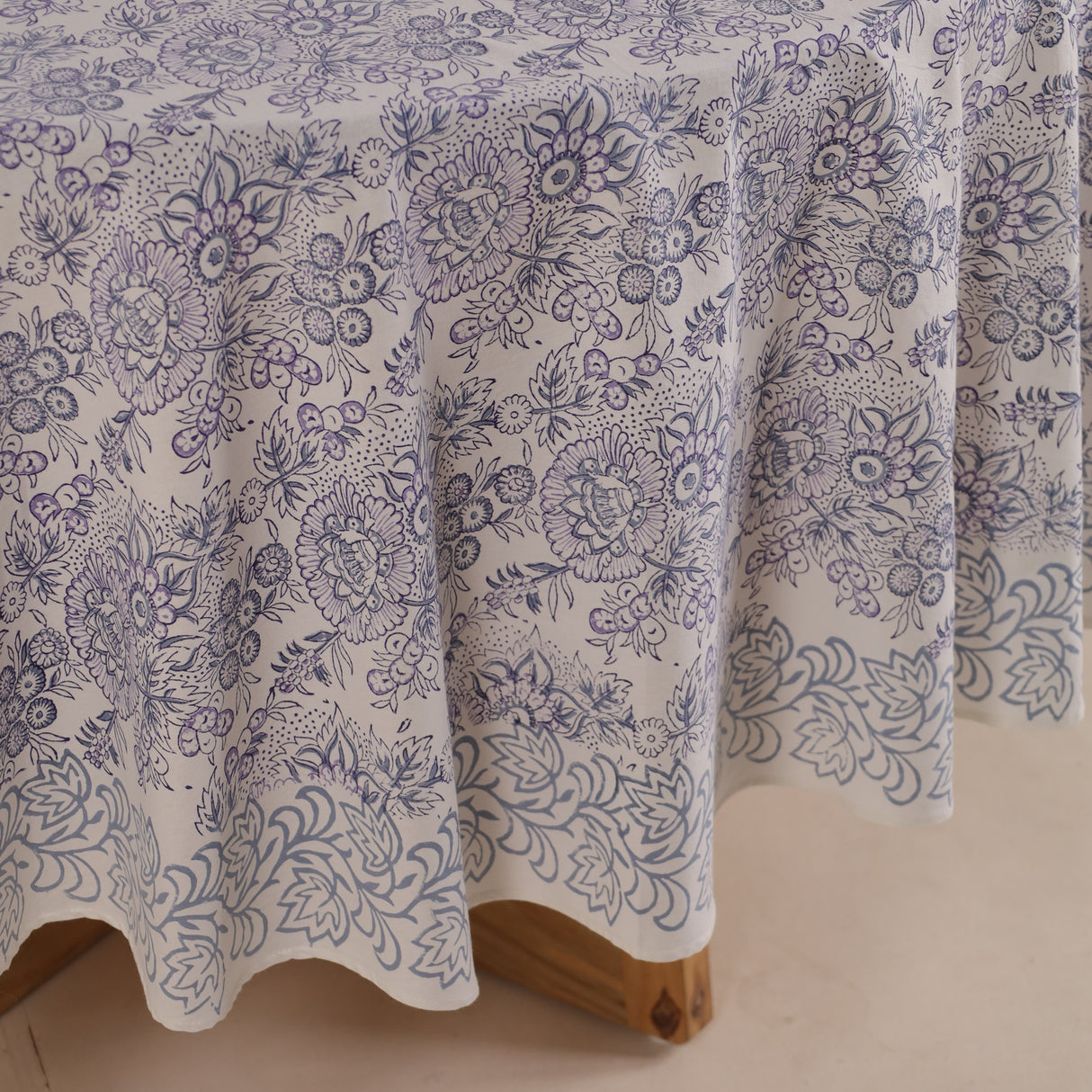 Runde Tischdecke Blockdruck Blume Weiß Blau