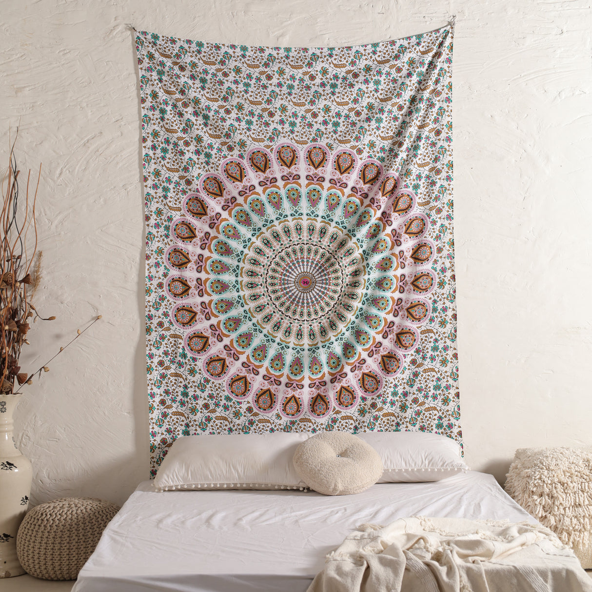 Wandtuch Pfauenfeder Mandala weiß rosa türkis 140x220 cm 100% Baumwolle Karmandala