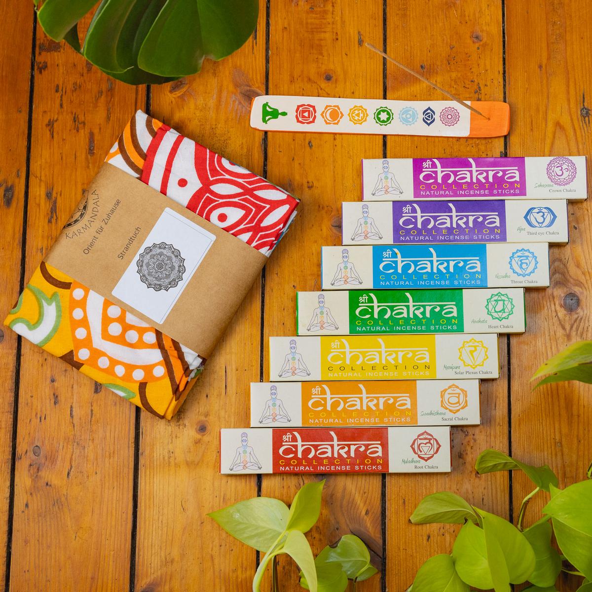 Yoga Set 1 - 7 Chakren Strandtuch + Räucherstäbchen Collection und Halter