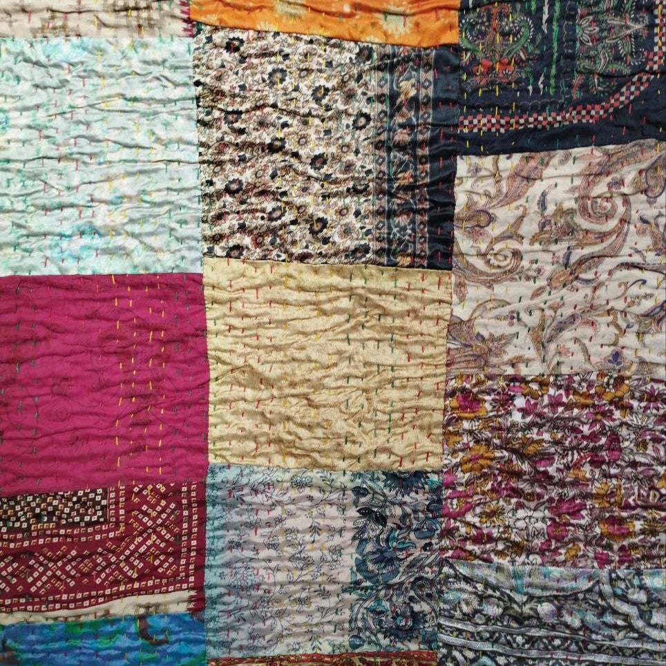 Einzelstück Patchworkdecke Rot 260 x 220 cm