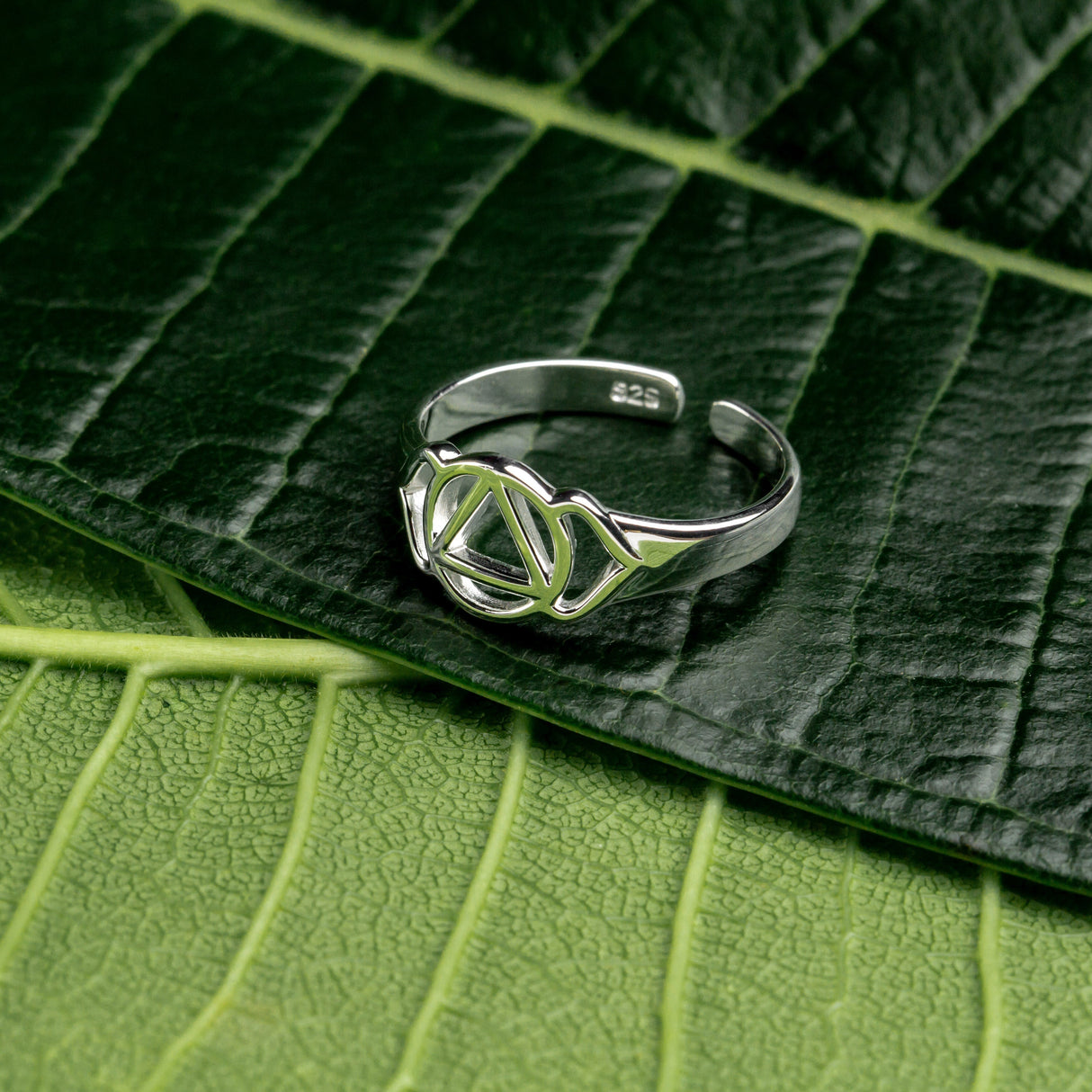 Drittes Auge-Chakra Ring Ajna aus 925er Silber, Größenverstellbar