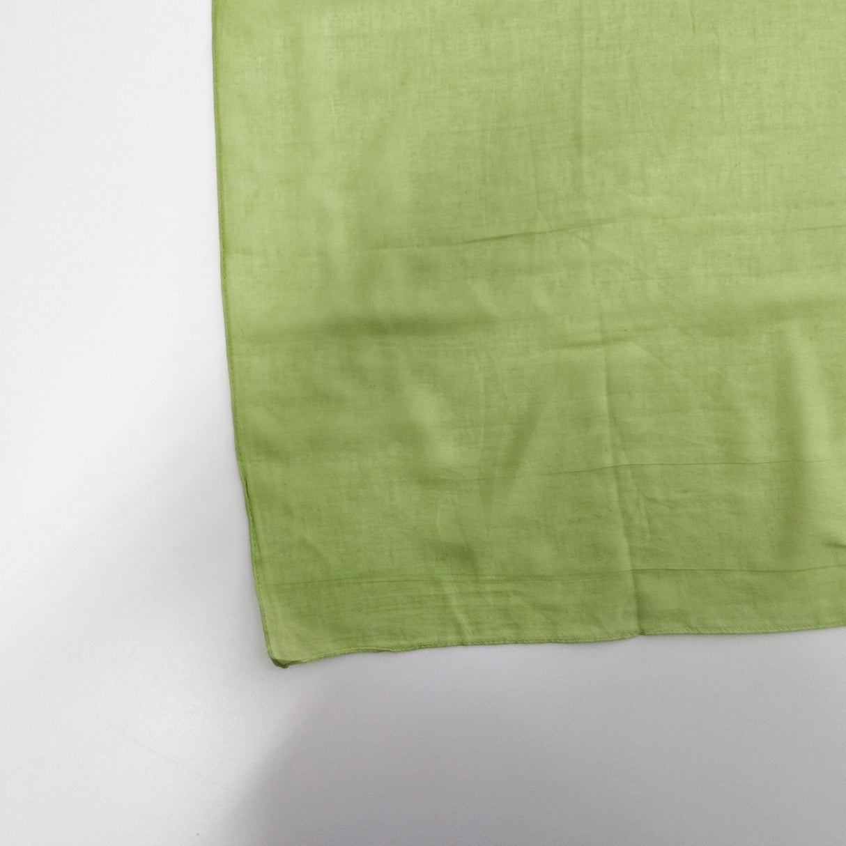 Halstuch Baumwolle Maigrün 100x100 cm