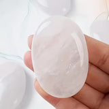 Bergkristall Handschmeichler, ovaler Heilstein als Taschenstein zur Stärkung von Fokus und innerer Ruhe