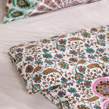 Bettwäsche Pfauenfeder Mandala in Weiß, Türkis und Rosa - Indischer Bettbezug mit floralem Muster