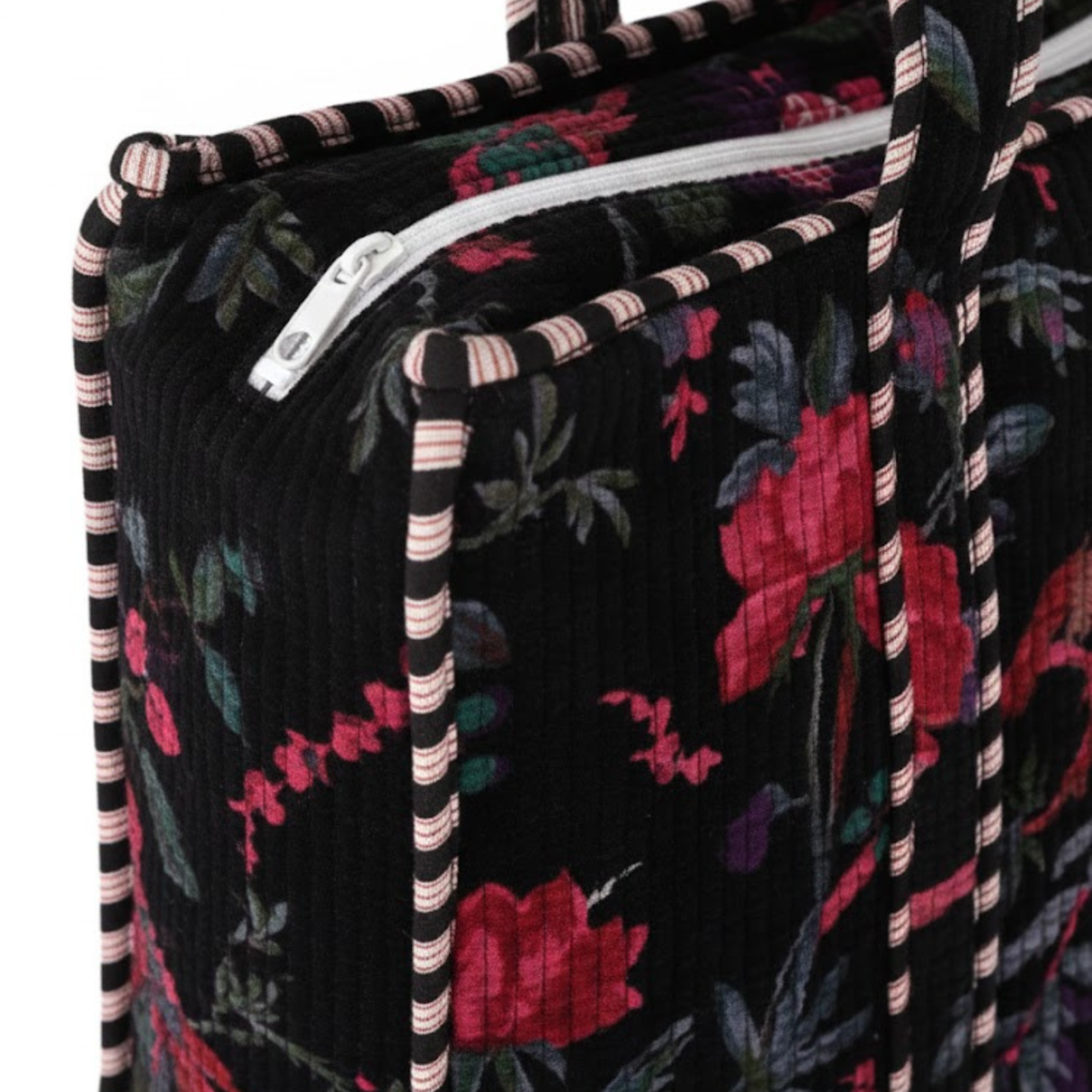Großer Samt Shopper Schwarz mit Blumen | Elegante Boho Tote Bag | Indische Handarbeit, Damen Tasche mit Quilt-Muster