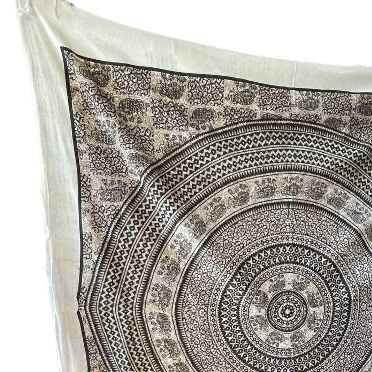 Einzelstück Tagesdecke Elefanten Mandala 220x240 cm