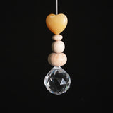 Sonnenfänger Edelstein Herz mit Holzperlen 10 cm I Liebevoller Schmuck für dein Lieblingsfenster