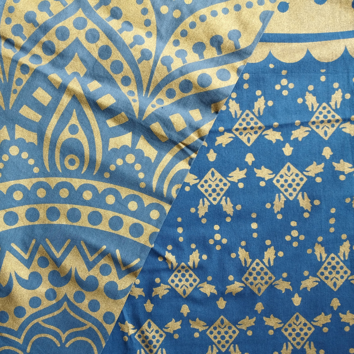 B-Ware Goldwandtuch Ombre Mandala Blau