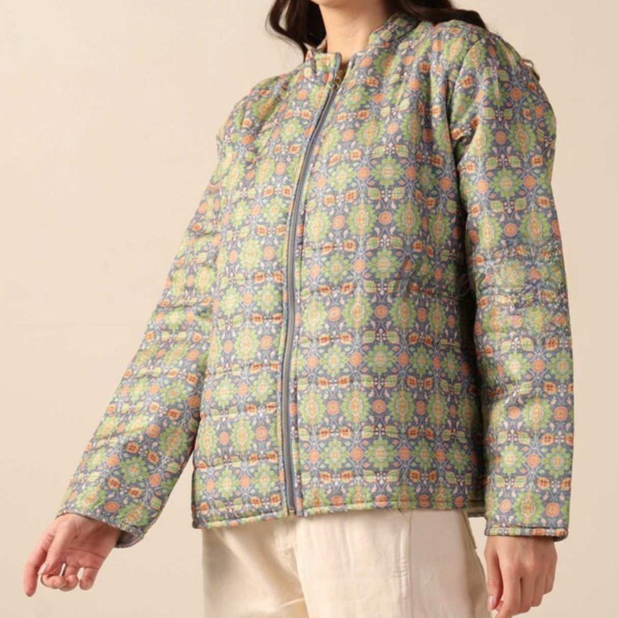 Einzelstück Leichte Sommerjacke aus Seide