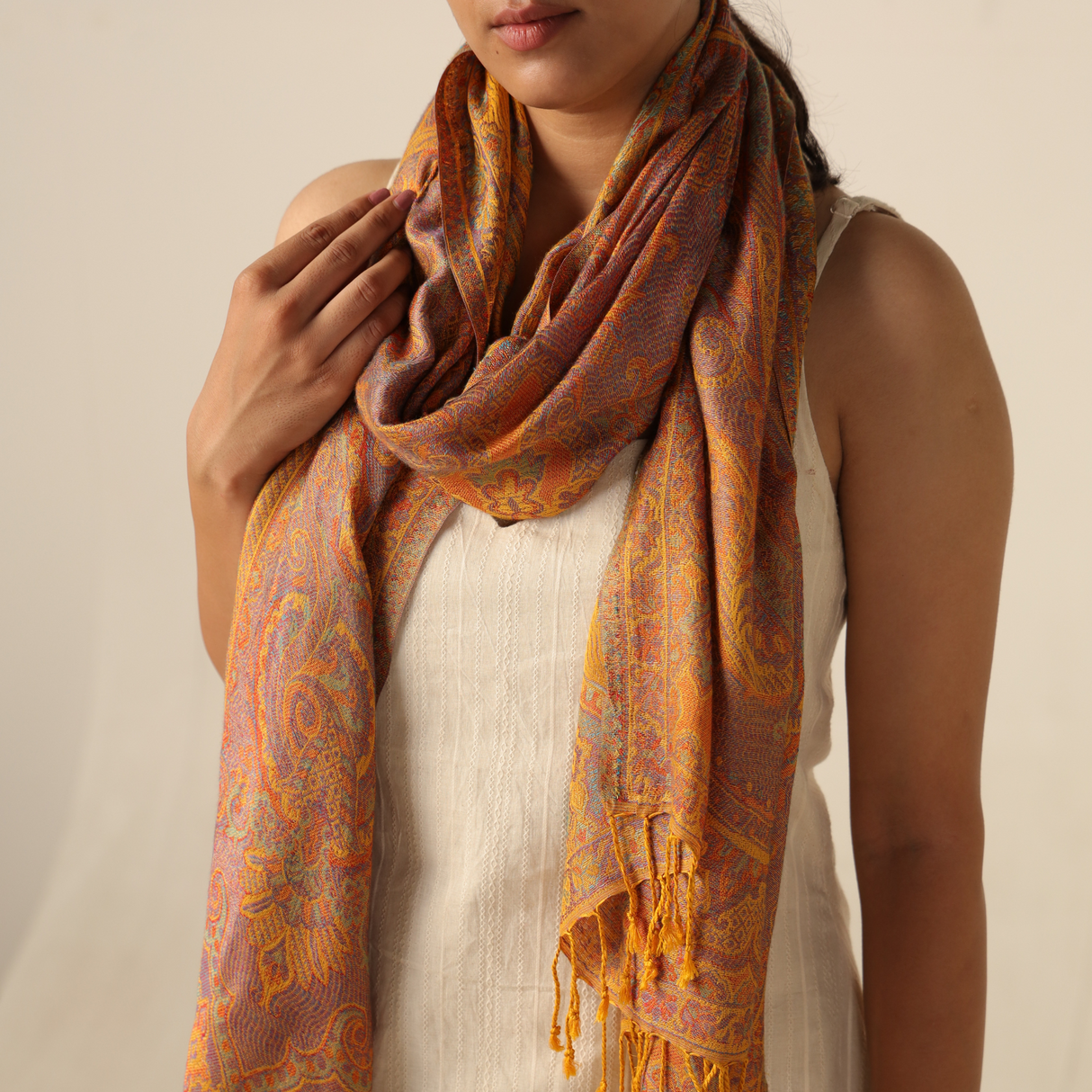 Pashmina-Schal Goldgelb mit feinem Paisley-Muster große Stola