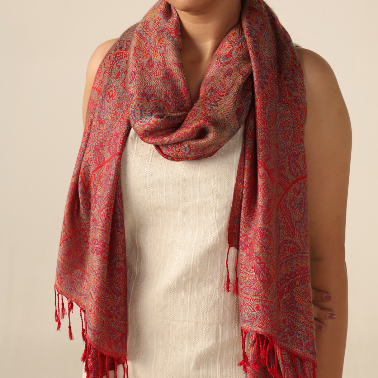 Pashmina Schal rot mit Paisley Muster - weicher Schal aus Indien