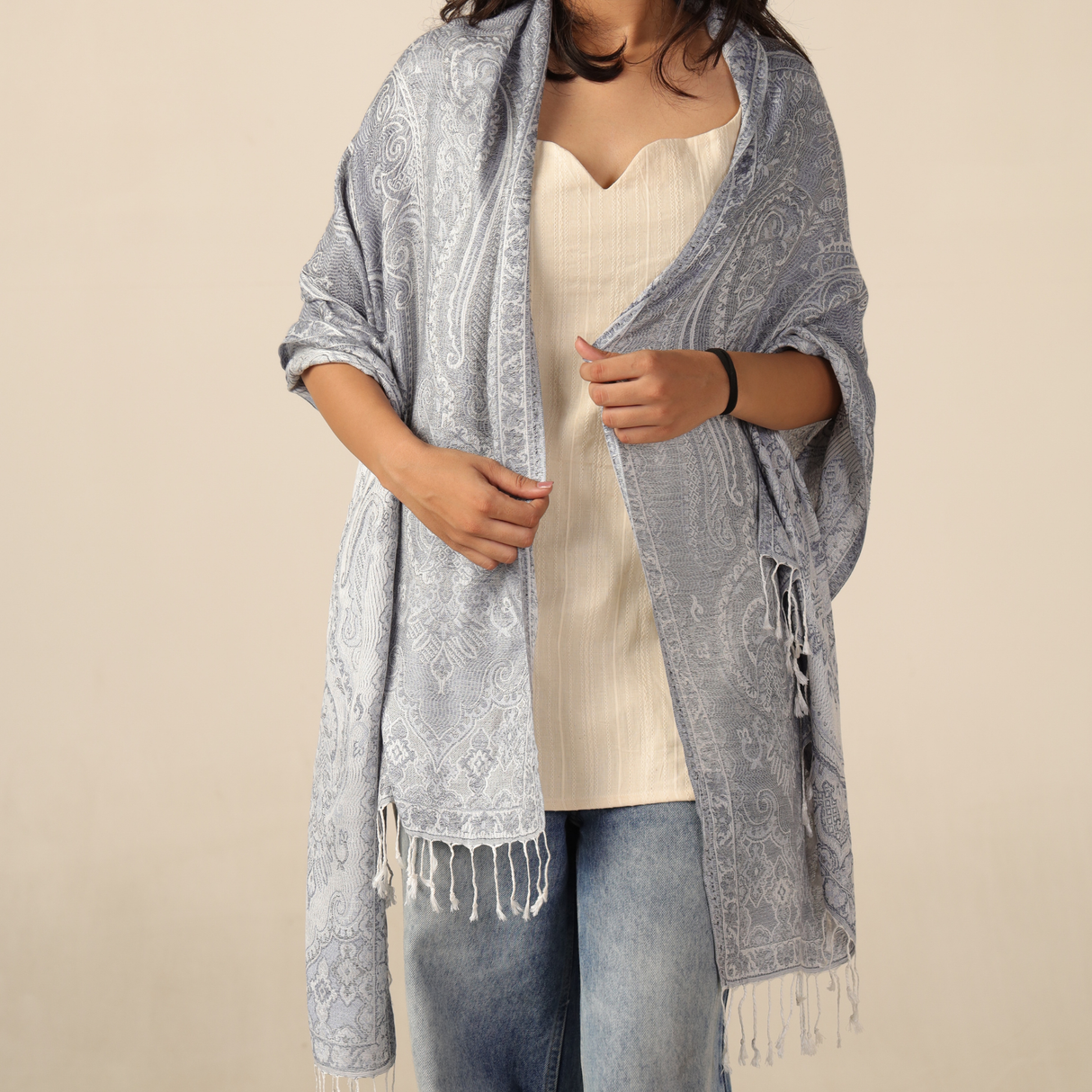 Pashmina Schal Silber Grau - Stola mit Paisley Muster, weicher Schal aus Indien