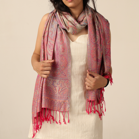 Pashmina-Schal mit feinem Paisley-Muster in Pink – Eleganz und Wärme