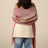 Pashmina-Schal mit feinem Paisley-Muster in Pink – Eleganz und Wärme