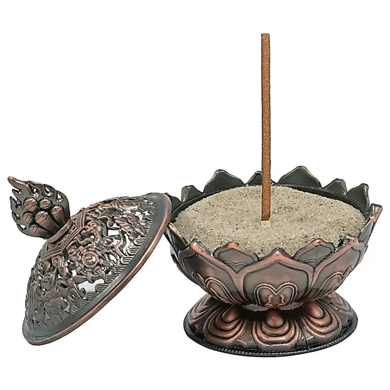 Räuchergefäß Lotus mit Deckel

Perfekt für Smudge Cups, Räucherkegel und Kräutermischungen