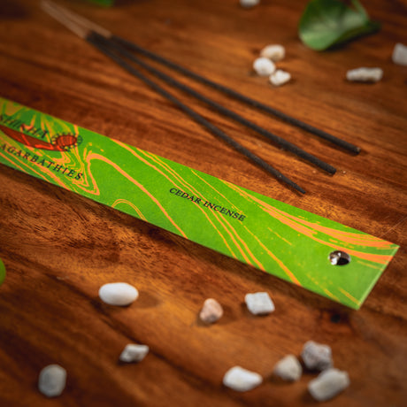 Räucherstäbchen Auroshikha Zedernholz